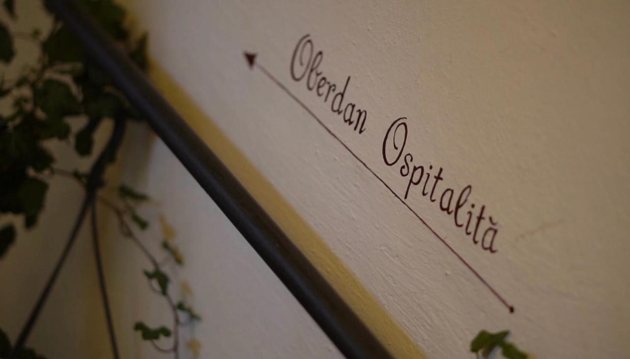 Bed and Breakfast Oberdan Ospitalita' Тоді Екстер'єр фото